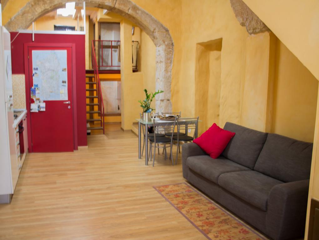 Appartamento Rosso Buoni E Cattivi Cagliari Kamer foto
